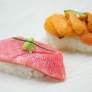 旬の味わいと新鮮さをたっぷりと堪能できる『握り寿司』