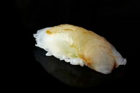 弾力ある身のなかに濃厚な旨みを湛えた『真子鰈』