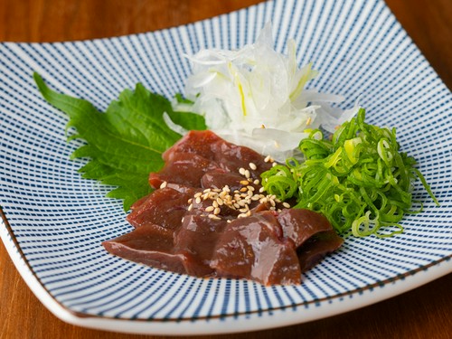 馬肉の美味しさをバリエーション豊かなメニューで提供しています