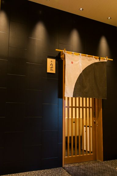 時間を気にすることなくゆっくり過ごせる鮨店