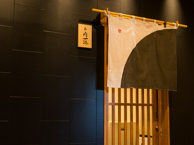 時間を気にすることなくゆっくり過ごせる鮨店