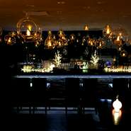 25時までやっている夜パフェのお店♪パフェのほかノンアルメニューが40種以上！カクテルなどお酒のメニューが100種以上！スイーツもお酒も楽しめるので、飲む人も飲まない人も一緒に楽しめます♪