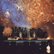 25時までやっている夜パフェのお店♪パフェのほかノンアルメニューが40種以上！カクテルなどお酒のメニューが200種以上！スイーツもお酒も楽しめるので、飲む人も飲まない人も一緒に楽しめます♪