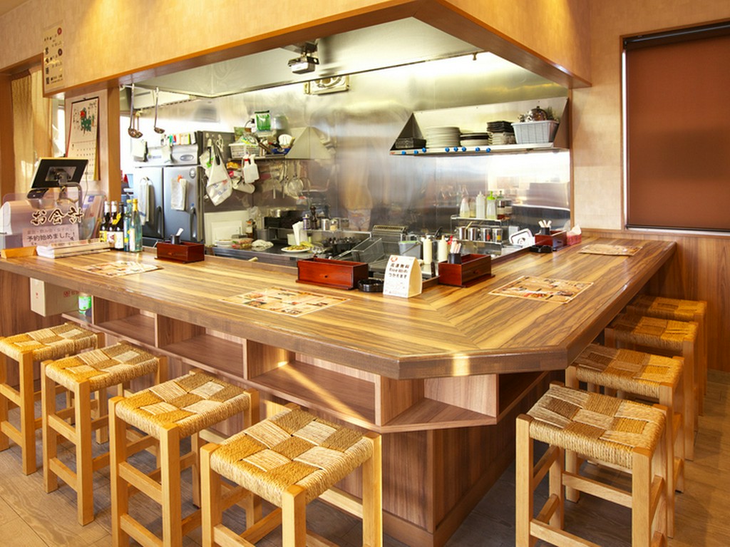 お一人様も大歓迎!!　臨場感あふれる「カウンター席」