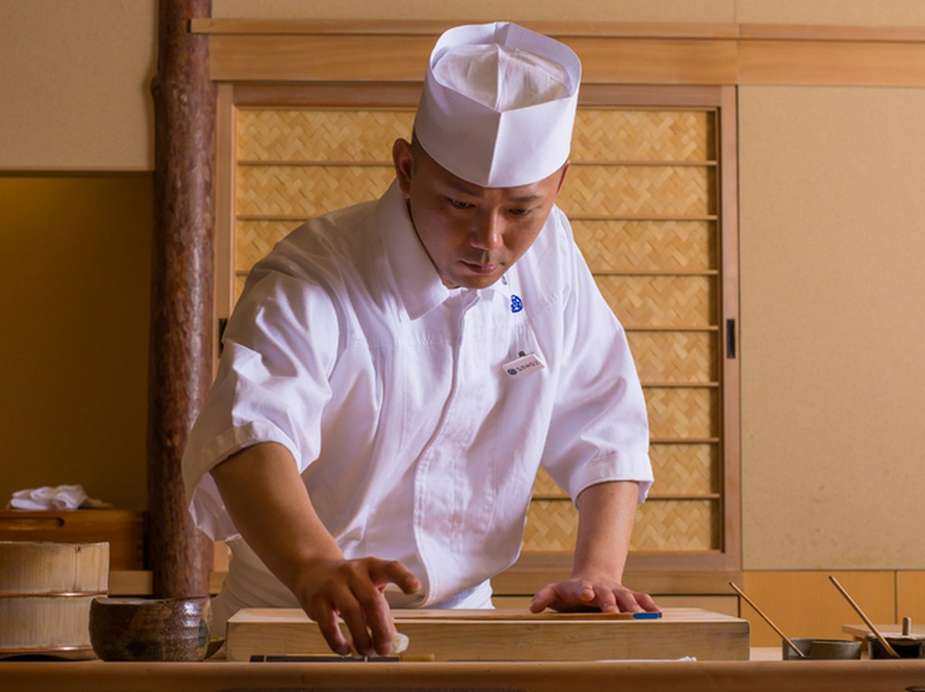 握っている姿もお楽しみください