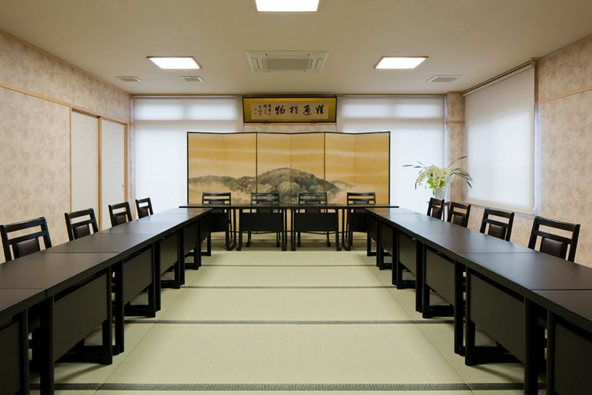 2階には趣の違う大小宴会場がございます