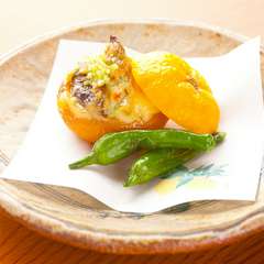 地元の特産品を風味高く仕上げた『牡蠣の柚子釜味噌風味焼』