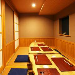 小さなお子様を含むご家族連れにはお座敷席がおすすめ