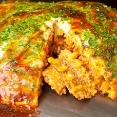 広島ならではの味『イカ天・そば又はうどん入り』