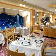 ランチは気軽に、ディナーは特別な日のお祝いに