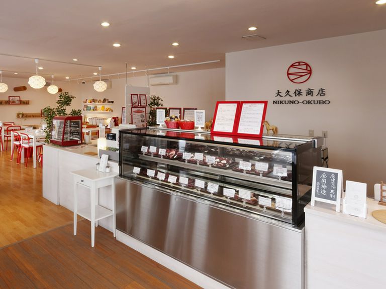 新鮮な馬肉や数量限定の特別な部位を購入することができます