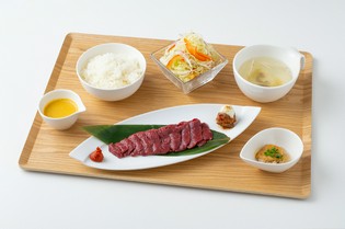 『会津ブランド馬刺しランチ』で自慢の馬刺しをご賞味ください。