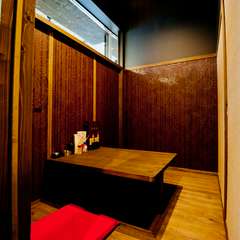 二人席の個室が完備されているので、デートにもぴったり