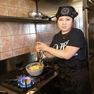 食べる人の笑顔を想いながら、愛情を込めて作ること