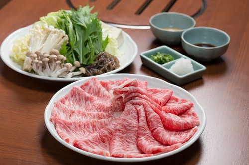 24時まで営業、食事とお酒をゆっくりと堪能