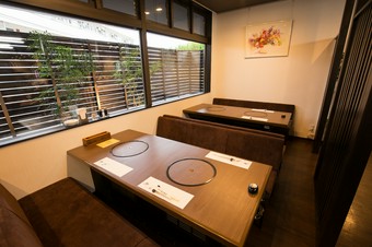 タッチパネルで注文できる、プライベート感あふれるサービスも