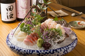 銚子港から直送された新鮮そのもの『刺身の盛り合わせ』