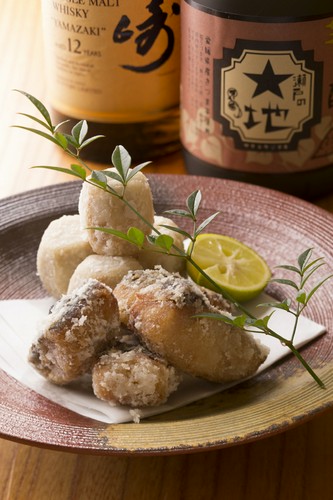 美味しい和食でゆっくり過ごせる、大人の隠れ家のような空間