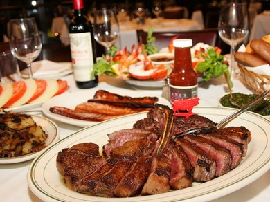 完全個室も完備。接待などのビジネスシーンにもどうぞ。