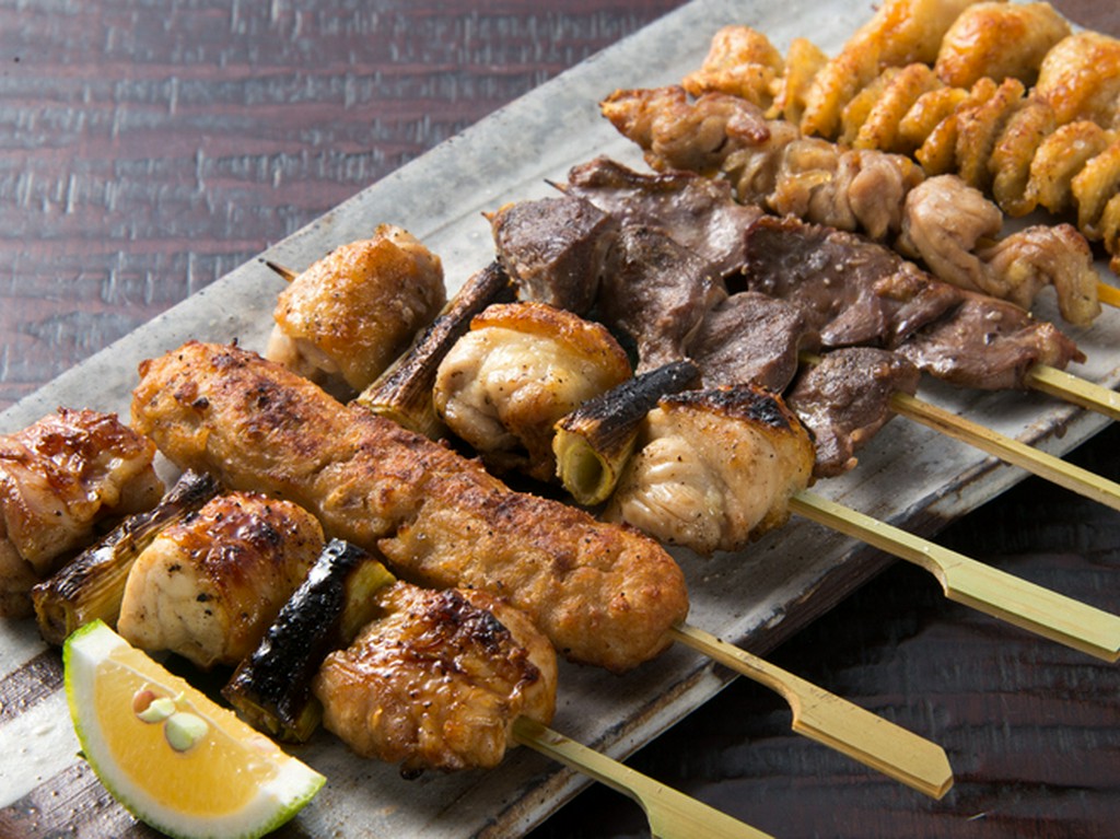その日のおすすめを盛り合わせた『串盛り合わせ（八本）』