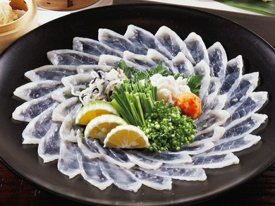 鮮度も品質の良さも申し分のない自慢のトラフグをどうぞ！