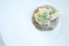 旬の食材を活かす自然派イタリアン。緑に囲まれた空間でゆったり贅沢なひとときを…。