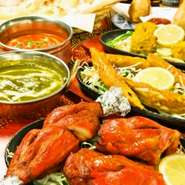 ・食べ放題2500円（12歳以下は1250円）
・飲み放題1500円（12歳以下は700円）
ご注文は2名様から承ります。