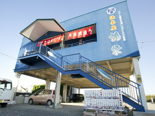 駐車場は30台　各種ツーリングの休憩地点にも