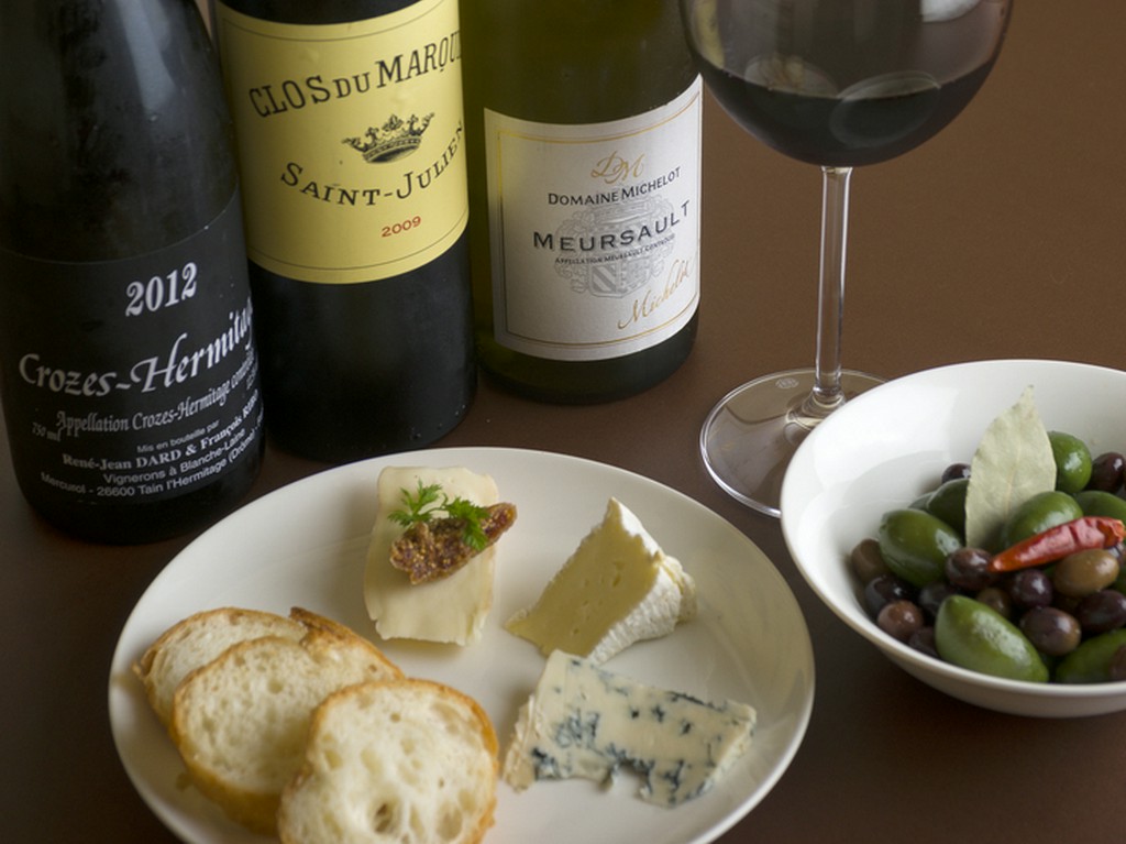 お1人様にもぴったりの一皿で、ワインが進みます