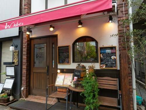 仙台駅より徒歩近く、大人のビストロで食事はいかが