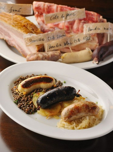 料理人、手づくりの味をご堪能ください