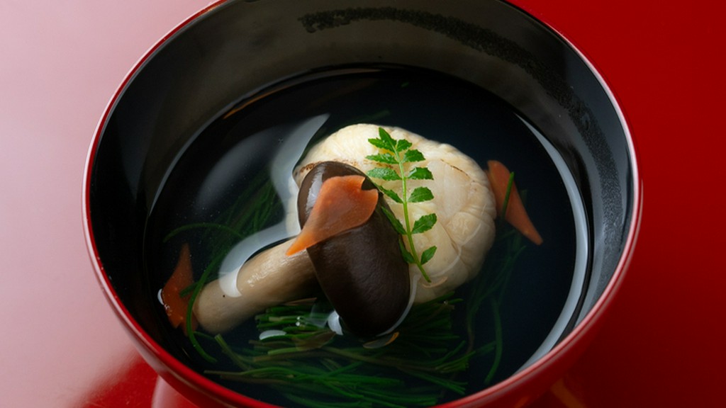 洗練された空間で、食事や会話を心ゆくまで堪能