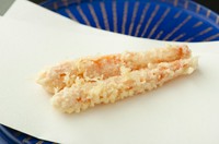 「３月の宮城野コース」天ぷら10品　巻海老・はまぐり・穴子・ふかひれ・白魚・かに・桜ます・季節の野菜２種・天丼または天茶・お造り・乾杯用ドリンク・デザート。＊内容は変わる場合がございます。画像は一例です