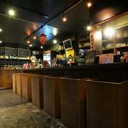 当店は、平日は、事前にお電話で御予約のお客様優先で作り置きをせずに営業させていただいております。御来店の3日前の21時までに御予約いただき、再度、当店からの折り返しのお電話で予約を成立させていただきます。尚、前日が店休の場合は、折り返しのお電話で成立とさせていただいてます。尚、食材にはこだわっておりますので、食品ロス防止の為、ご協力ください。