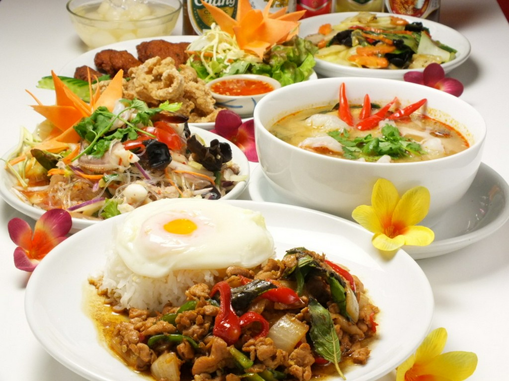 ガパオごはんコース料理7品2.5h飲放