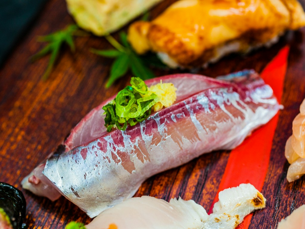 クセのない脂が楽しめる鹿児島産の『アジ』