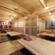 座敷26席、テーブル席合わせ最大67人収容可能。大小問わず、どんな宴会にもおススメです。