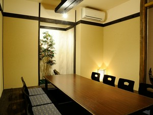 0006046168U1.jpg