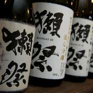 山口でも入手困難な銘酒『獺祭』が、全種類揃っているのが魅力の一つ。『獺祭』の酒粕を贅沢に使った『獺祭鍋』が人気です。その他、県内の地酒も併せて楽しめ、日本酒好きにはたまらないお店です。