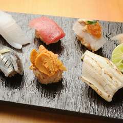 【神戸　北野　双】の看板。心づくしの『お寿司』を