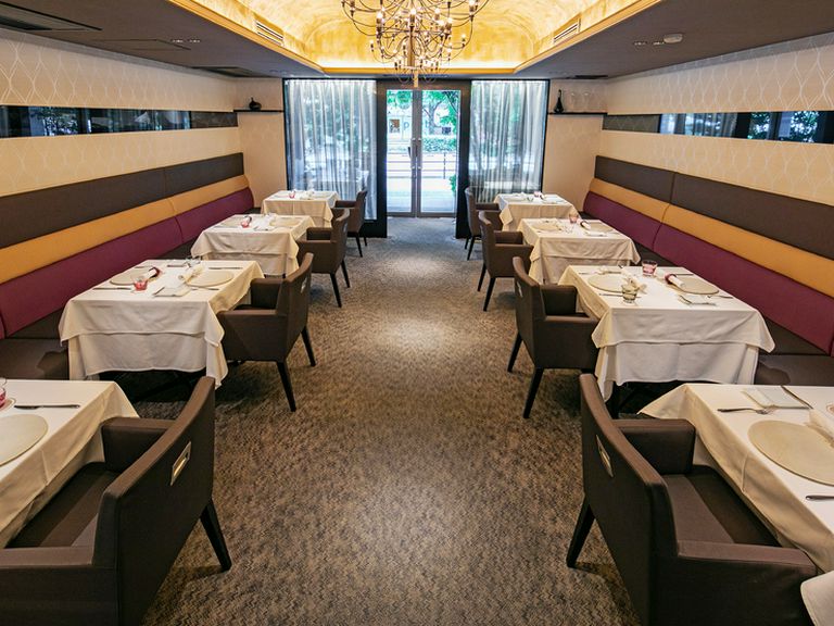 落ち着いた空間は大切な人との会食や接待にも最適