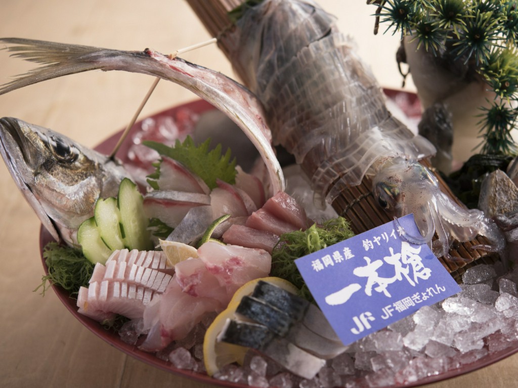 鮮度抜群の海の幸を堪能できる『刺身3種盛り』