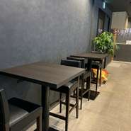 テーブル　2席✖️2