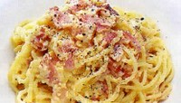 本格手作りパンチェッタと農場直送新鮮たまごで作るカルボナーラ