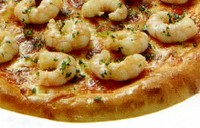 オーロラソースとの相性抜群です。プリプリの海老の食感がたまりません。