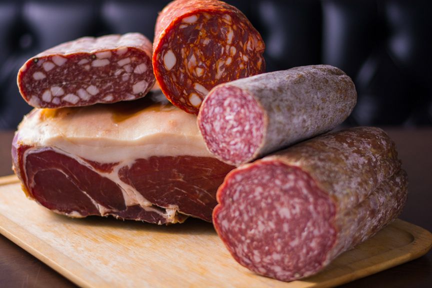 切りたてを楽しめる『イタリア産生ハム・サラミ盛り合わせ』