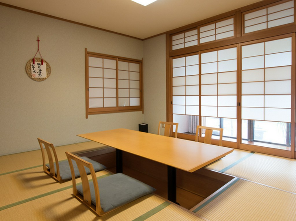心温まる和の空間で、ゆったりと素敵なひと時をお過ごしください