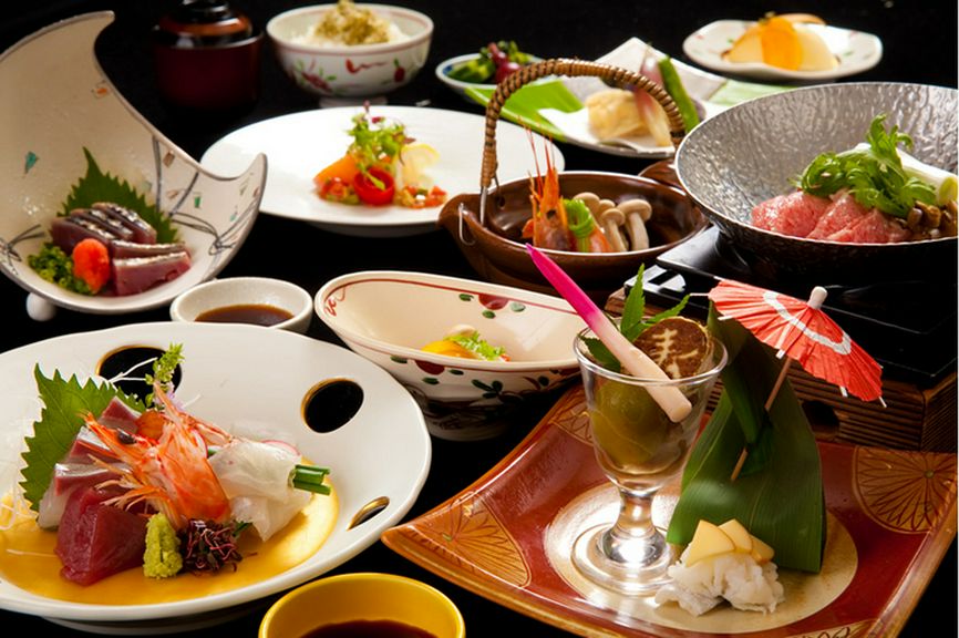 旬の食材が中心、御祝にふさわしい懐石料理『御祝膳』