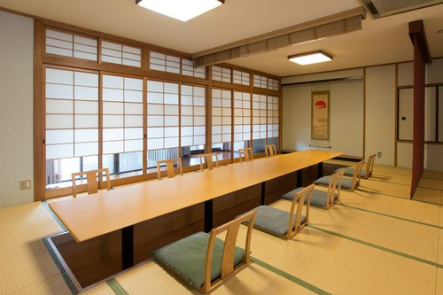 大分県のおいしいものを心ゆくまで堪能できる、粋な空間