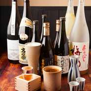 お酒も豊富に用意されているので、余すところなくお楽しみいただけます。お酒に合う料理がもりだくさん。